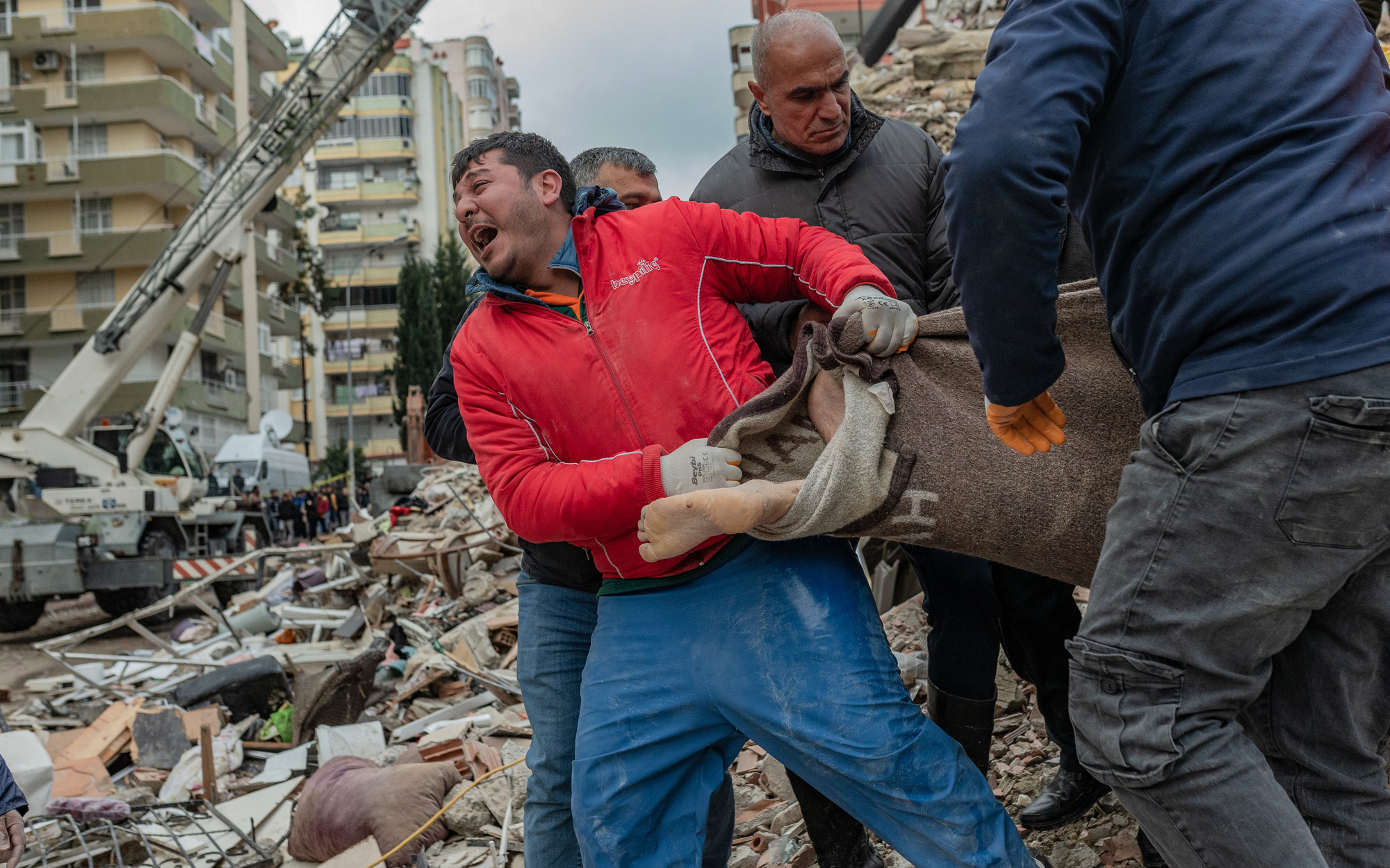 Động đất ở Thổ Nhĩ Kỳ: Tháo chạy khỏi vùng thảm họa