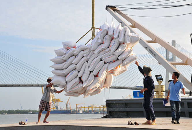 Indonesia nhập khẩu 2 triệu tấn gạo, Bộ Công Thương ra khuyến cáo - Ảnh 1.