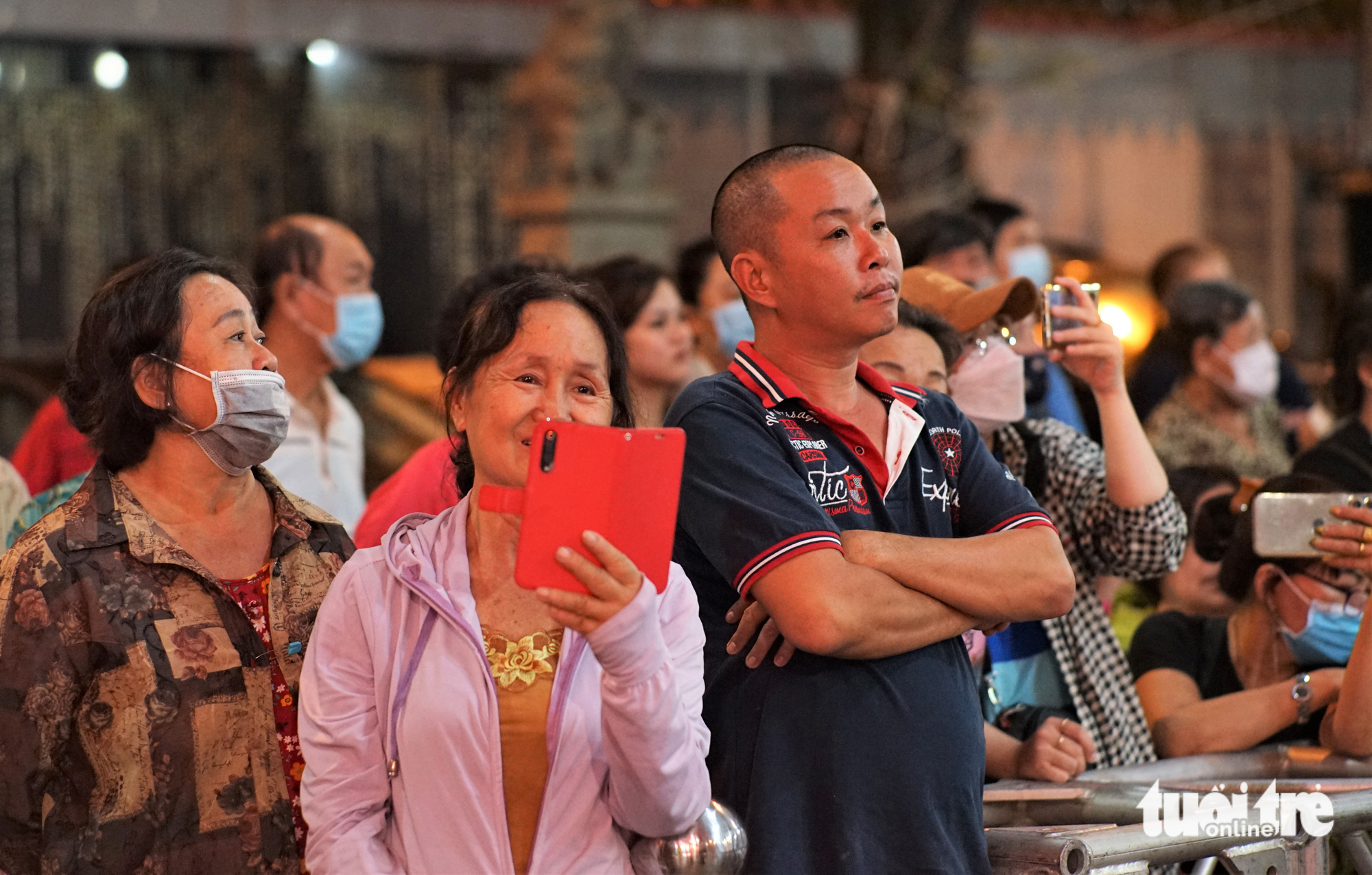 Đấu thỉnh đèn lộc của người Hoa ở TP.HCM góp thêm sinh khí mùa lễ hội - Ảnh 9.