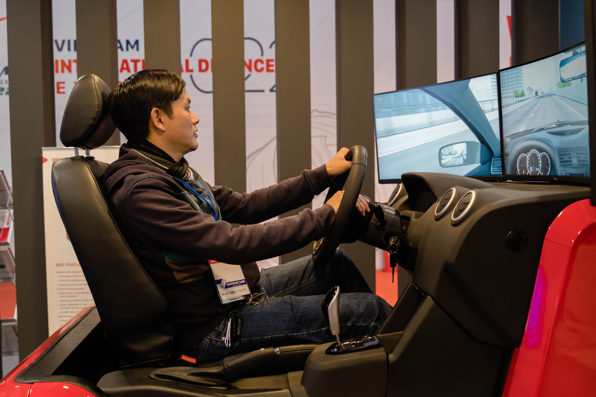 Cabin tập lái vOTO: Ưu thế vượt trội - Ảnh 1. vOTO của Viettel là sản phẩm Make in Vietnam, phát triển dựa trên công nghệ lõi đã được cấp bằng sáng chế tại Mỹ năm 2020