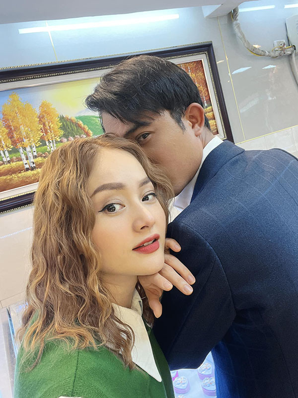 Ảnh vui sao Việt 13-3: Con gái nhà Lý Hải lớn bổng - Ảnh 4. Ảnh vui sao Việt 13-3: Con gái nhà Lý Hải lớn bổng - Ảnh 4.