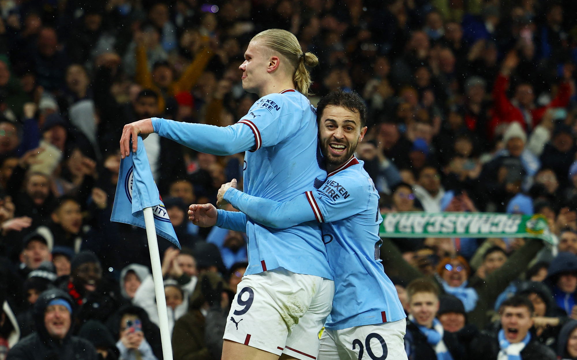 Haaland ghi 5 bàn, Man City đè bẹp Leipzig 7-0