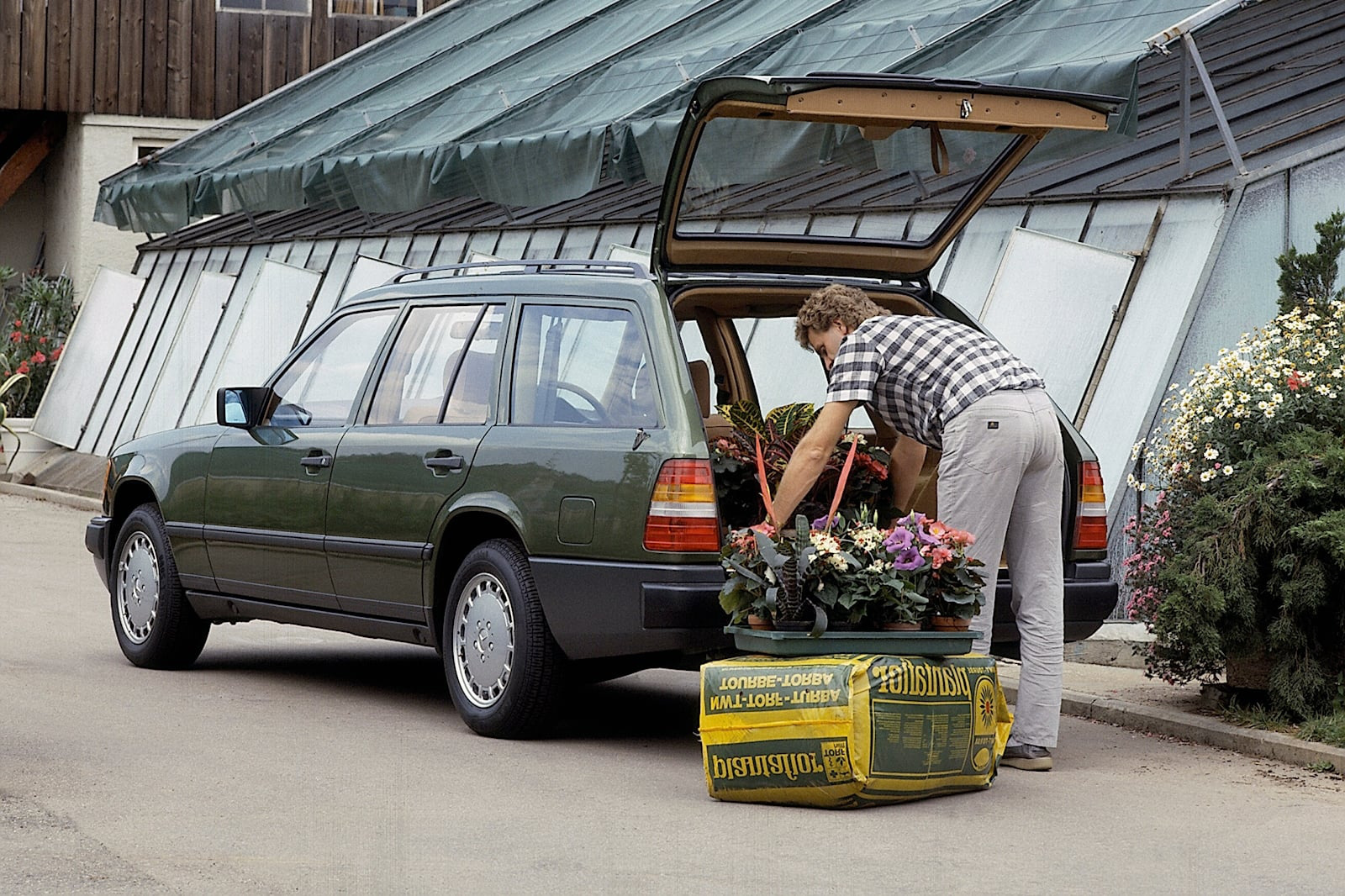 The trunk and little-known things: Mercedes changed everything - Photo 16. The trunk and little-known things: Mercedes changed everything - Photo 16.