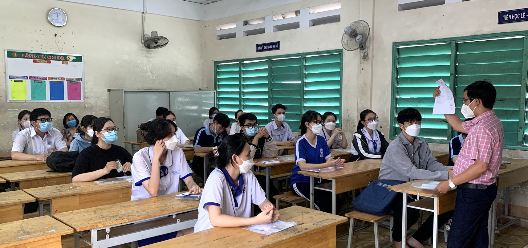 Thi tốt nghiệp THPT từ năm 2025 nên thế nào? - Ảnh 1. Thi tốt nghiệp THPT từ năm 2025 nên thế nào? - Ảnh 1.