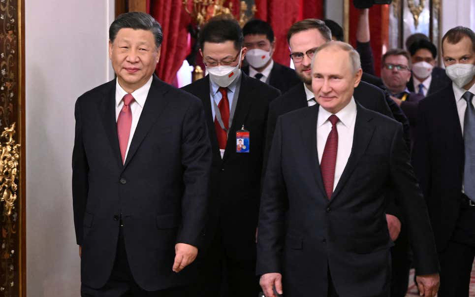 Ông Putin ủng hộ dùng đồng nhân dân tệ của Trung Quốc để giao dịch với châu Á, Phi và Mỹ Latin