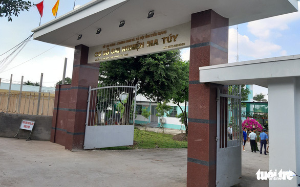 Khoảng 120 người bỏ trốn đã trở lại cơ sở cai nghiện ma túy Sóc Trăng - Ảnh 2. Cảnh cáo giám đốc cơ sở cai nghiện ma túy