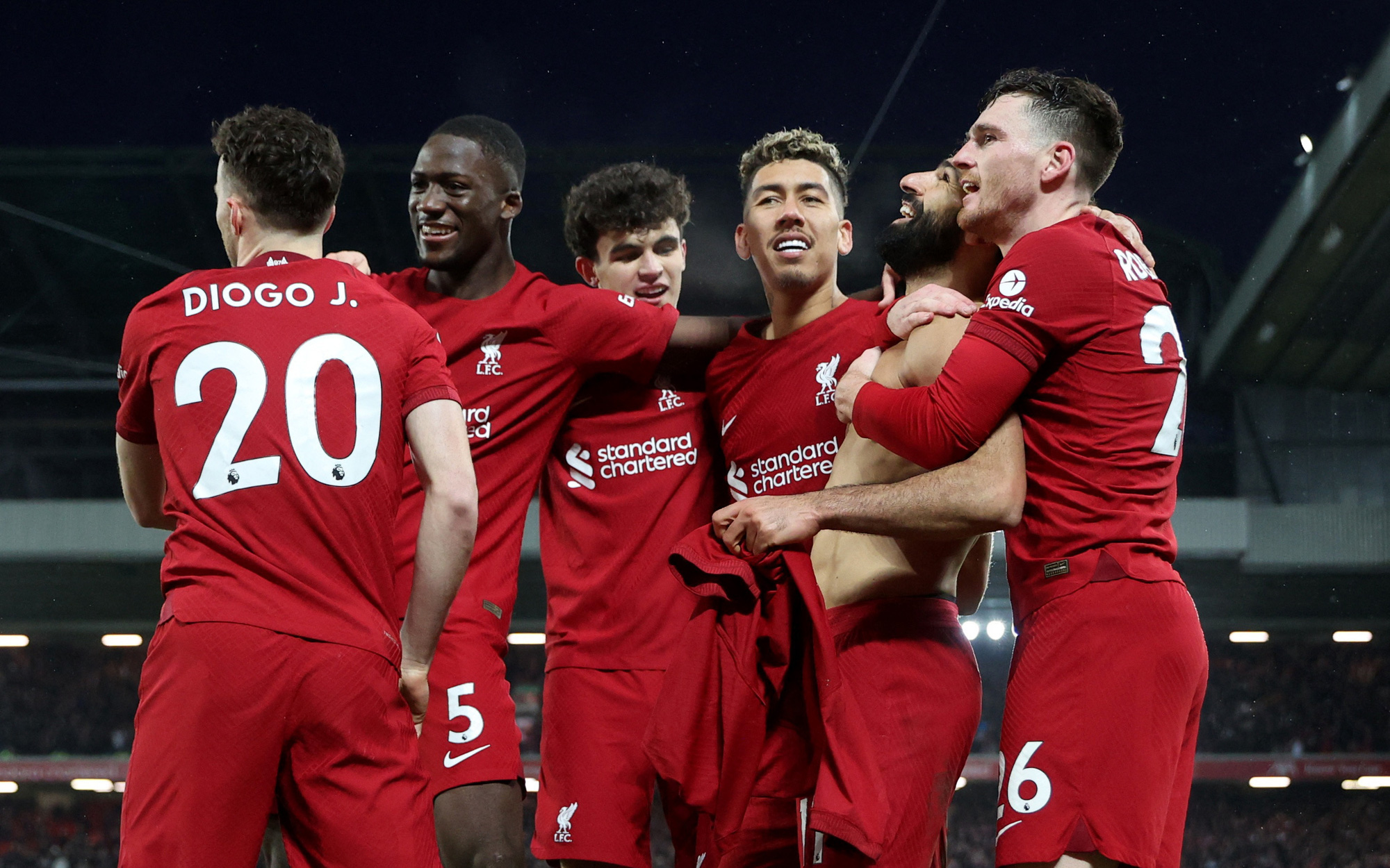 Liverpool khiến Man United nhận "thất bại thế kỷ" 0-7