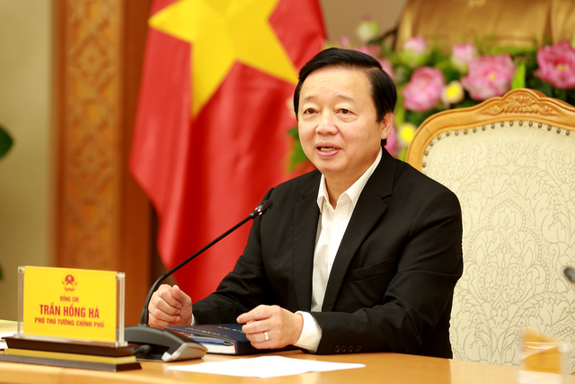 Ông Trần Hồng Hà chủ trì cuộc họp của Tổ công tác đôn đốc, kiểm tra, kết nối và xử lý các vướng mắc trong quá trình triển khai dự án sân bay Long Thành - Ảnh: VGP