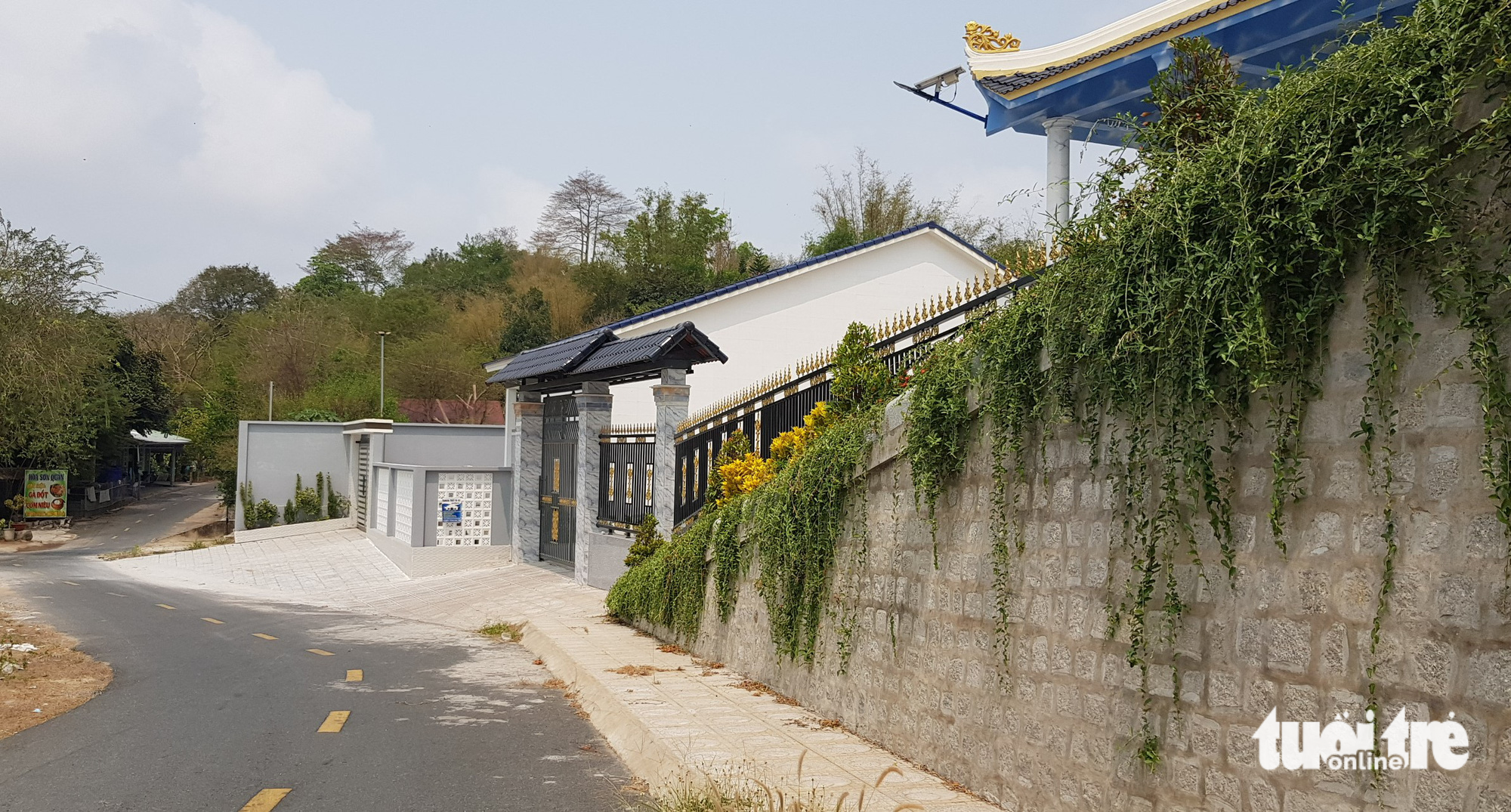 Lãnh đạo UBND huyện Thoại Sơn khẳng định chủ các biệt thự đã cam kết tháo gỡ trong vòng 30 ngày 