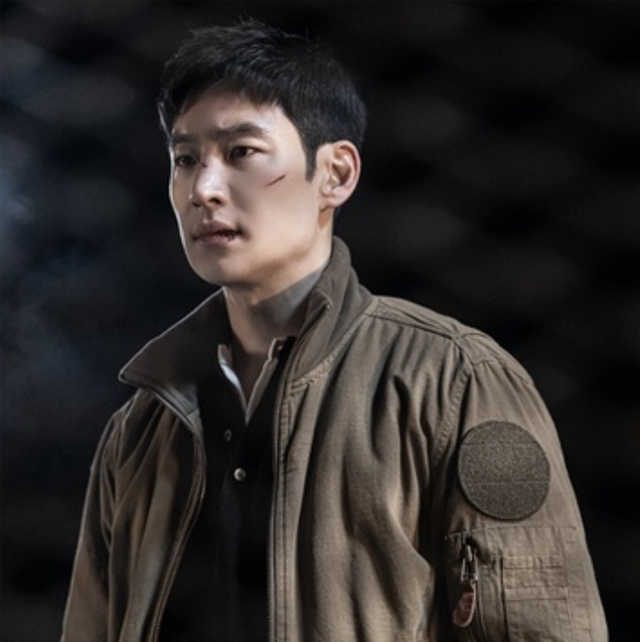 4 phút làm cameo Taxi driver 2, ác nữ Kim So Yeon chiếm sạch spotlight - Ảnh 1. 4 phút làm cameo Taxi driver 2, ác nữ Kim So Yeon chiếm sạch spotlight - Ảnh 1.