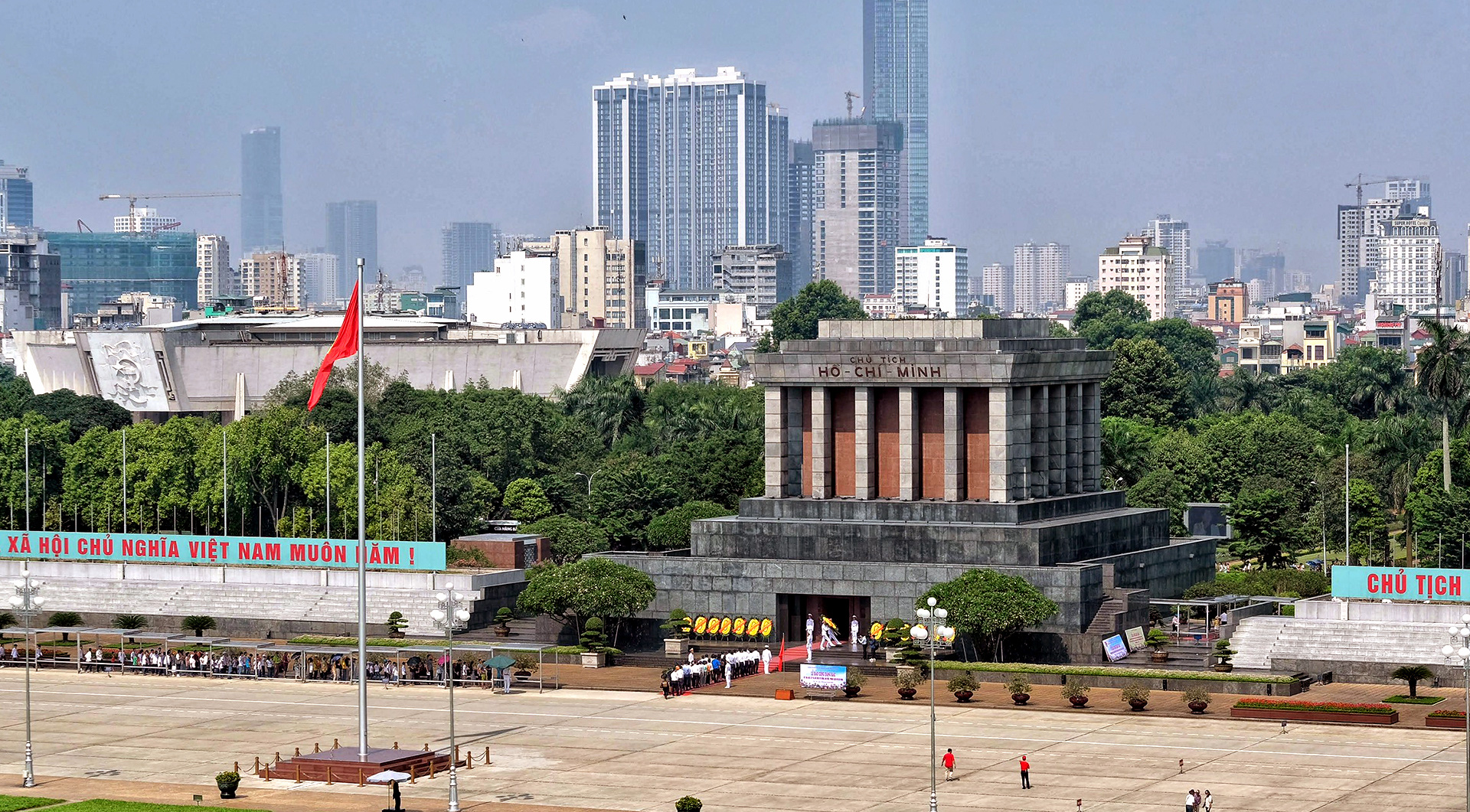 Cẩm nang du lịch Hà Nội: Từ kinh đô văn hóa ngàn năm đến thành phố du lịch năng động - Ảnh 6.