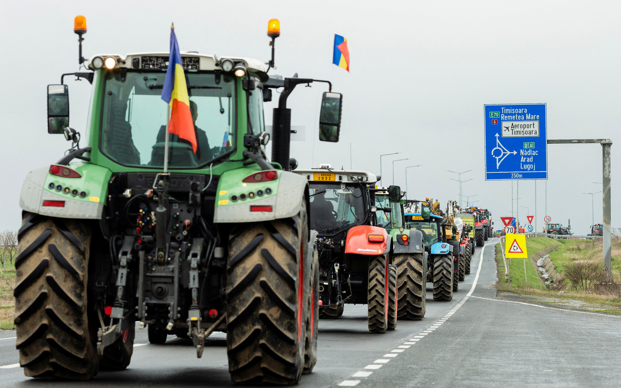 EU đề xuất hỗ trợ 100 triệu euro cho nông dân 5 nước, mở lối cho ngũ cốc Ukraine