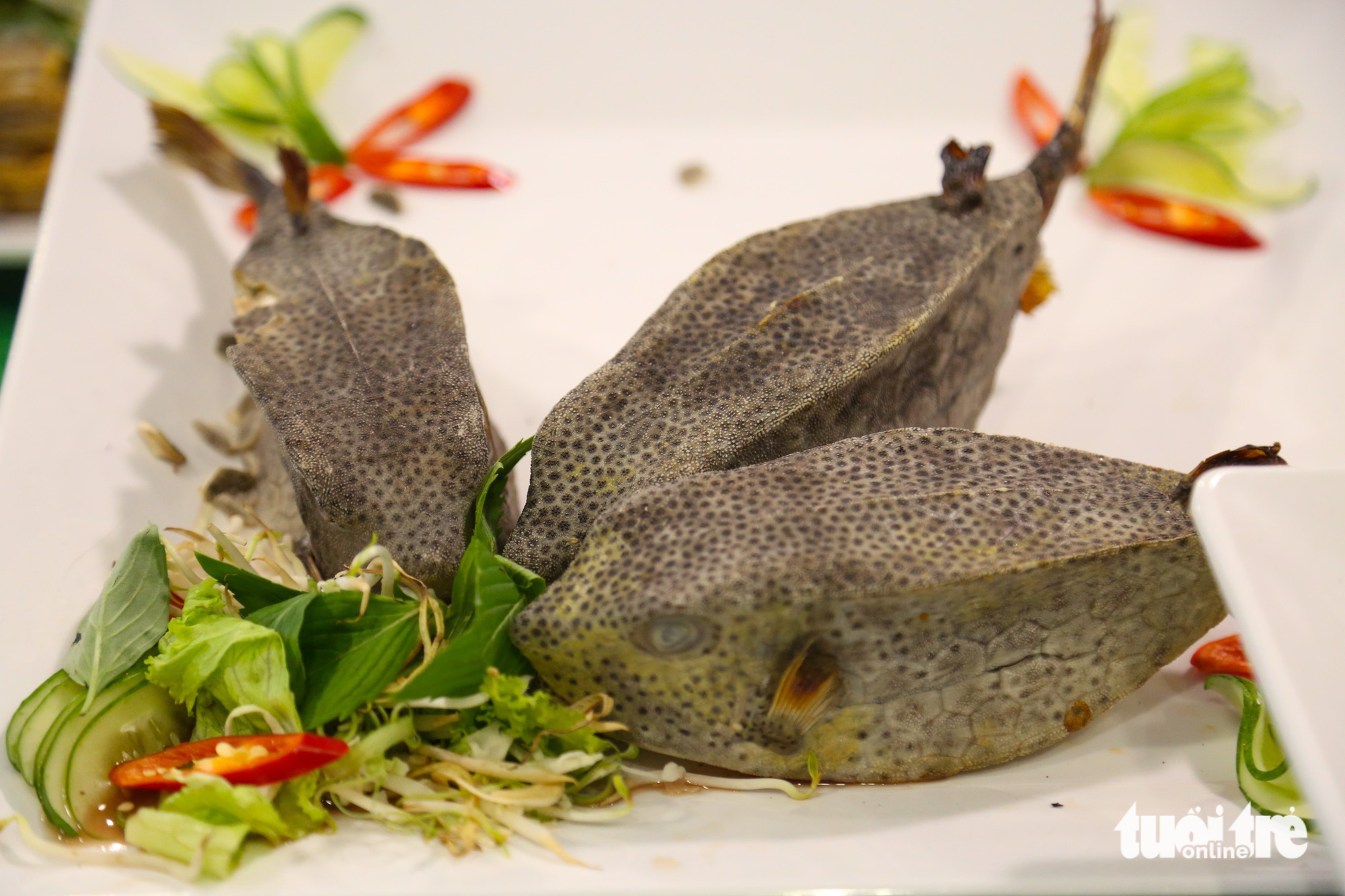 Món cá bò hòm, đặc sản Côn Đảo - Ảnh: PHƯƠNG QUYÊN