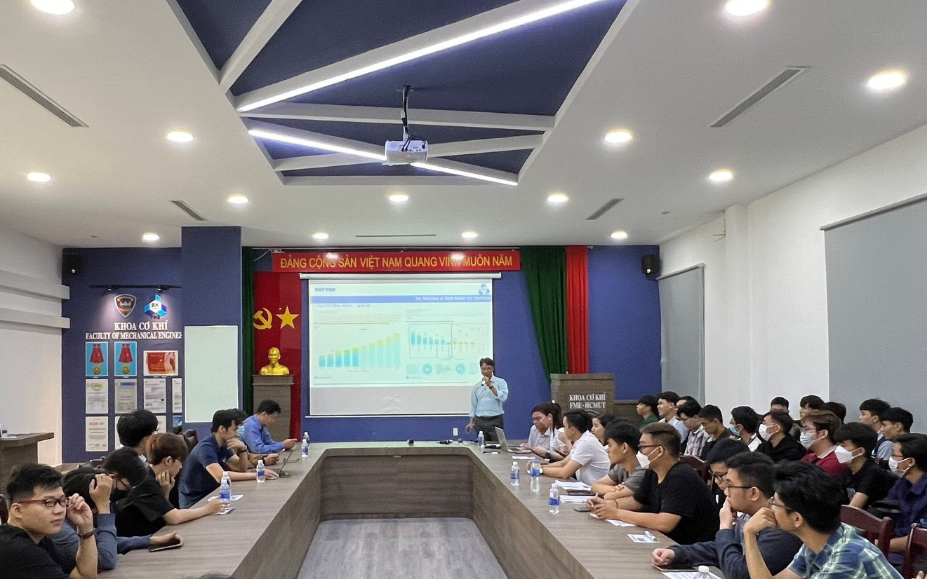 Nhựa Duy Tân đồng hành cùng sinh viên Đại học Bách khoa