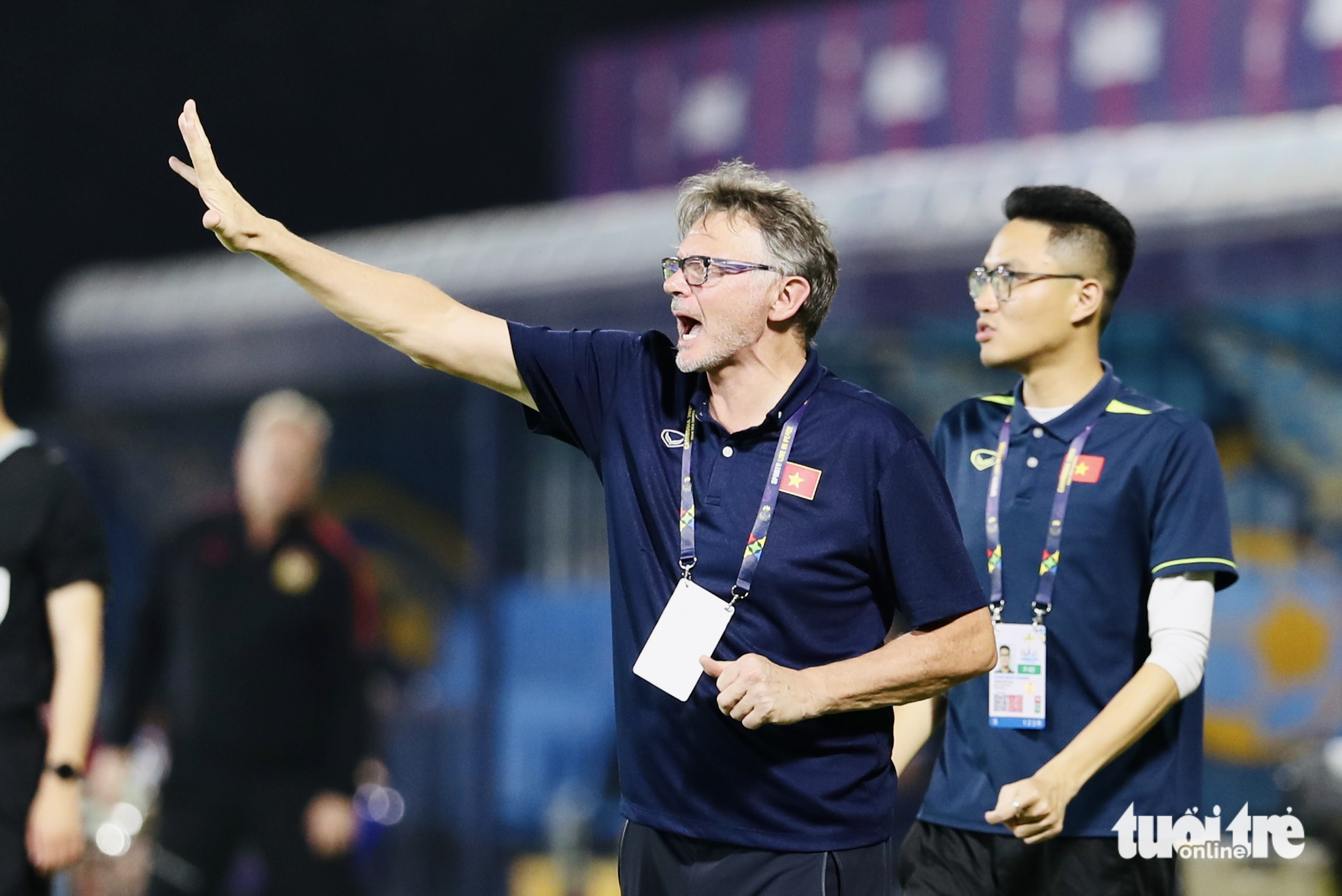 HLV Philippe Troussier: Đội bóng xứng đáng hơn đã giành chiến thắng - Ảnh 2.