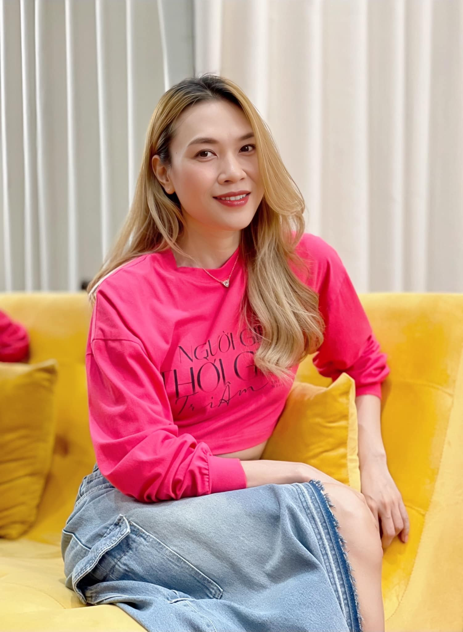 4 月 5 日のエンターテイメント ニュース: My Tam は観客を親のように見ています。 BLACKPINKがビデオゲームを発売 - 写真1. 4 月 5 日のエンターテイメント ニュース: My Tam は観客を親のように見ています。 BLACKPINKがビデオゲームを発売 - 写真1.
