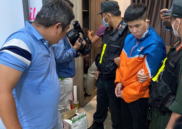 Phá đường dây đưa hàng trăm kg ma túy từ Campuchia vào Việt Nam - Ảnh 1.