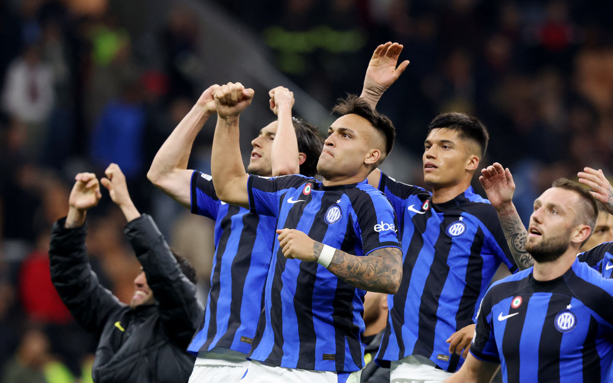 Thắng trận derby, Inter Milan tiến gần chung kết Champions League