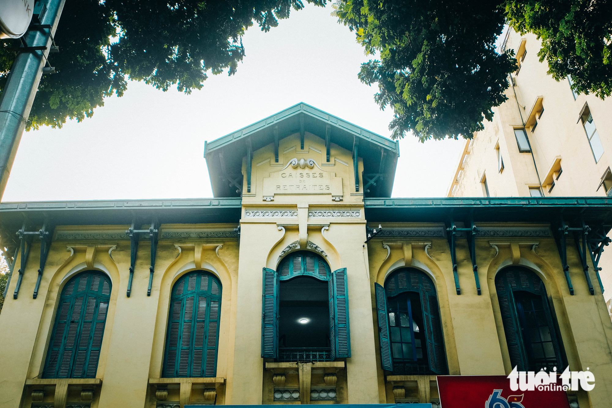Điểm danh tòa nhà còn giữ nguyên tên tiếng Pháp tại Hà Nội - Ảnh 2.