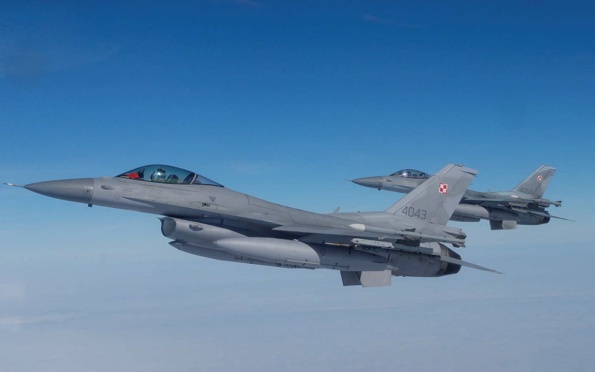 Nga cảnh báo "rủi ro lớn" nếu phương Tây gửi tiêm kích F-16 tới Ukraine