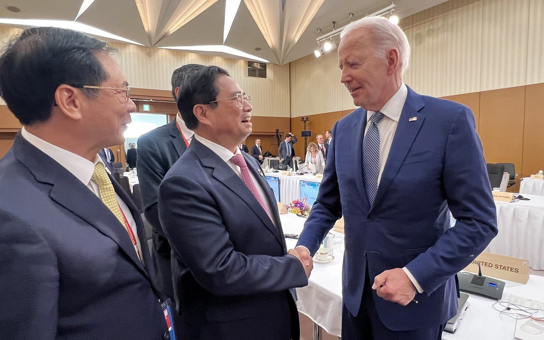 Thủ tướng Phạm Minh Chính gặp Tổng thống Mỹ Joe Biden, lãnh đạo nhiều nước tại G7 mở rộng