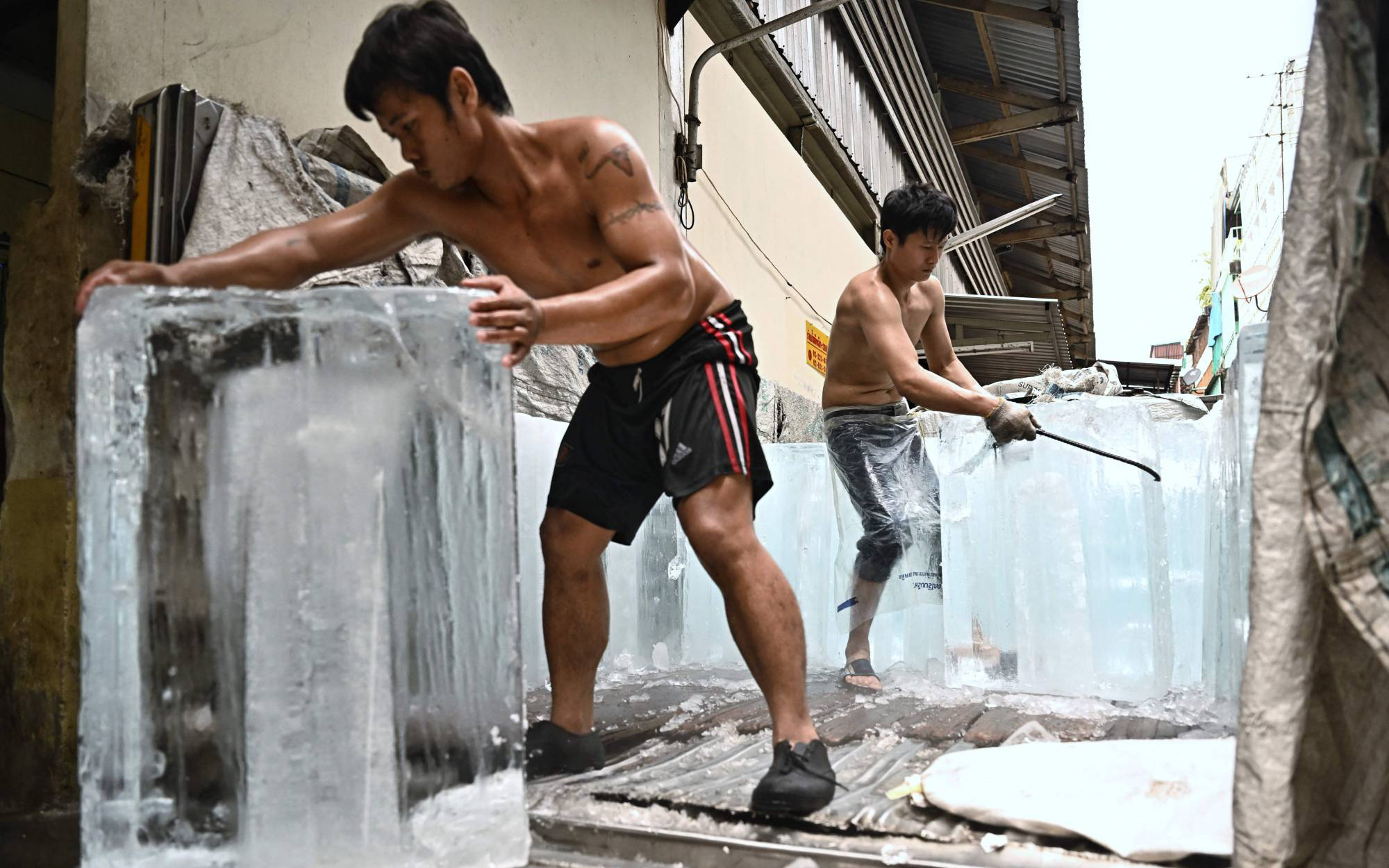 Châu Á chìm trong nắng nóng: Cơ hội cho năng lượng của Nga