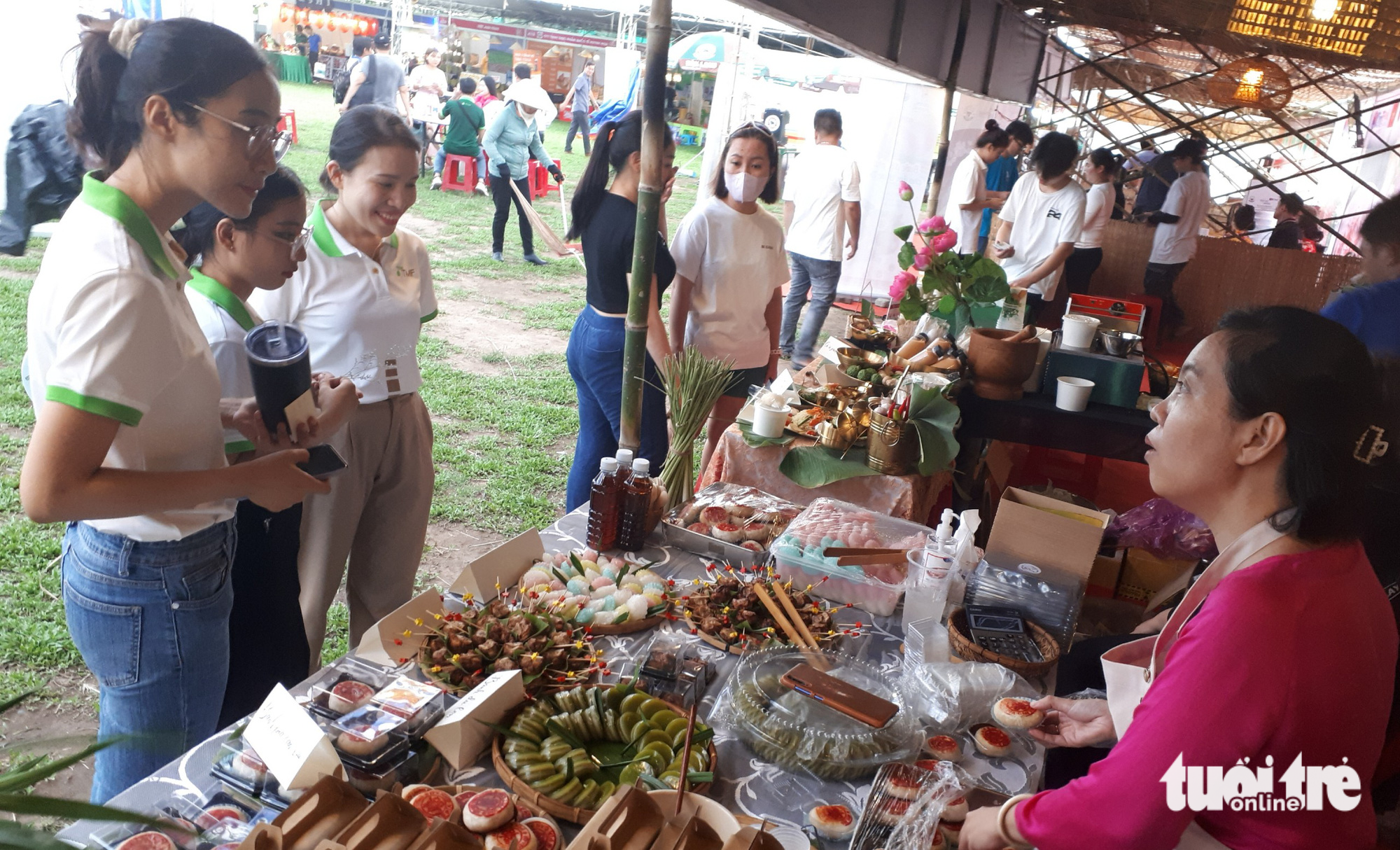 Hàng loạt đặc sản Đông Nam Á hội tụ tại ngày hội văn hóa ẩm thực ở TP.HCM - Ảnh 1.
