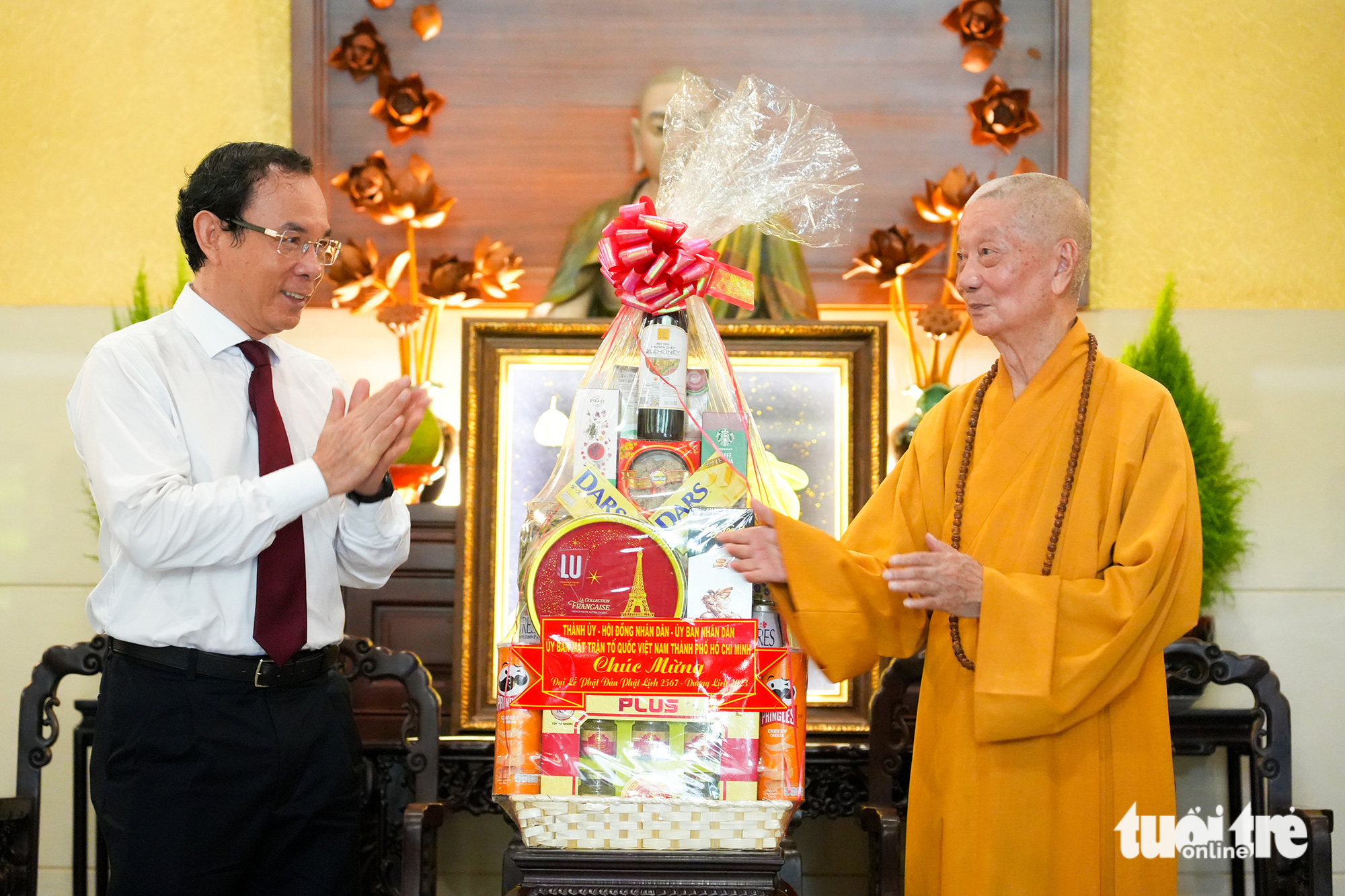 Chủ tịch nước Võ Văn Thưởng chúc mừng đại lễ Phật đản tại TP.HCM - Ảnh 4.