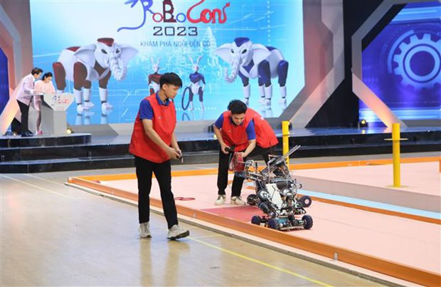 Trường đại học Công nghiệp Hà Nội vô địch Robocon Việt Nam 2023 - Ảnh 2. Trường đại học Công nghiệp Hà Nội vô địch Robocon Việt Nam 2023 - Ảnh 2.