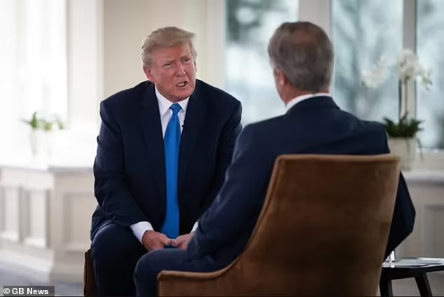 Cựu Tổng thống Mỹ Donald Trump trong cuộc phỏng vấn với kênh truyền hình GB News (Anh) hôm 3-5- Ảnh: Ảnh chụp màn hình