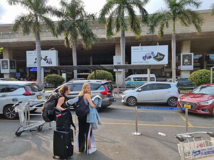 Nghiên cứu mở tuyến phố ẩm thực, phố miễn thuế tại khu đô thị sân bay Tân Sơn Nhất - Ảnh 1.