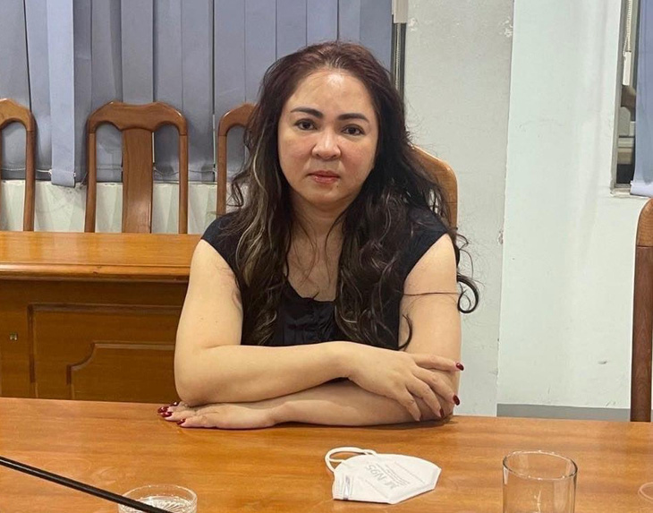 Tòa ra quyết định tạm giam bà Nguyễn Phương Hằng 60 ngày để chuẩn bị xét xử - Ảnh 1.