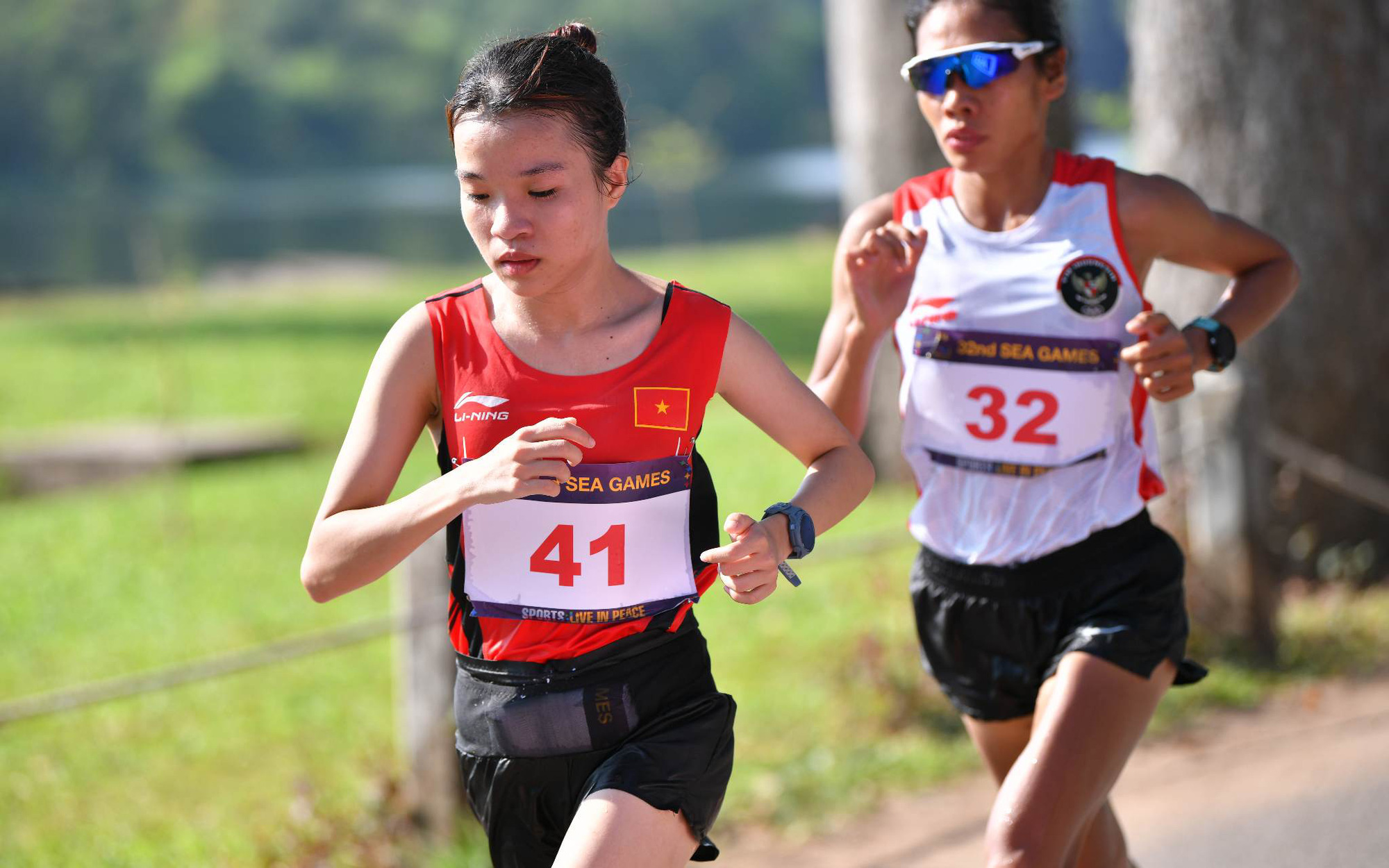 SEA Games 32: Lê Thị Tuyết đoạt huy chương bạc marathon