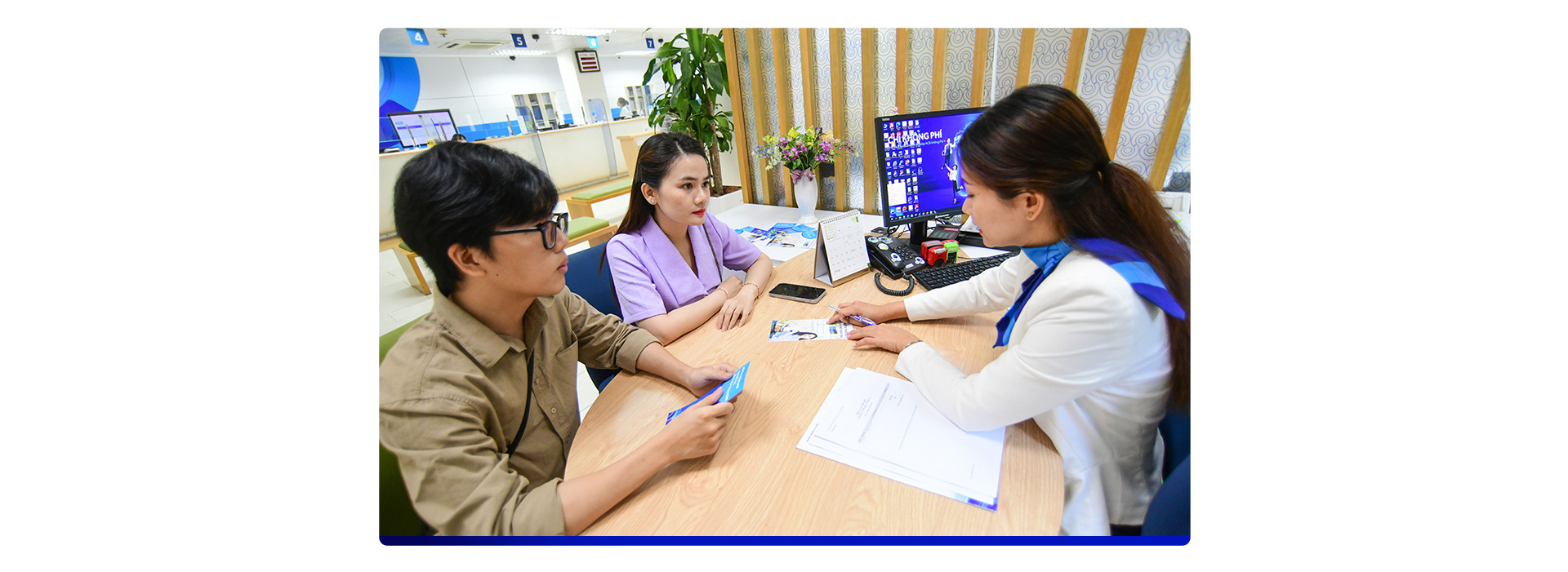 CEO Ngân hàng ACB: Chuyển đổi số phải quyết liệt và đi vào thực chất - Ảnh 12. CEO Ngân hàng ACB: Chuyển đổi số phải quyết liệt và đi vào thực chất - Ảnh 12.