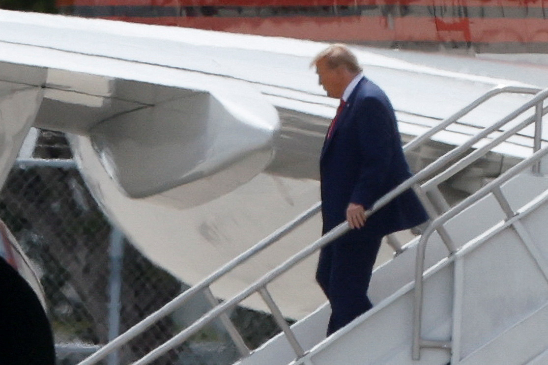 世界ニュース 6 月 13 日: ウクライナはさらに 3 つの地域を占領した。 トランプ氏は出廷するためにマイアミを訪れた - 写真3。 世界ニュース 6 月 13 日: ウクライナはさらに 3 つの地域を占領した。 トランプ氏は出廷するためにマイアミを訪れた - 写真3。