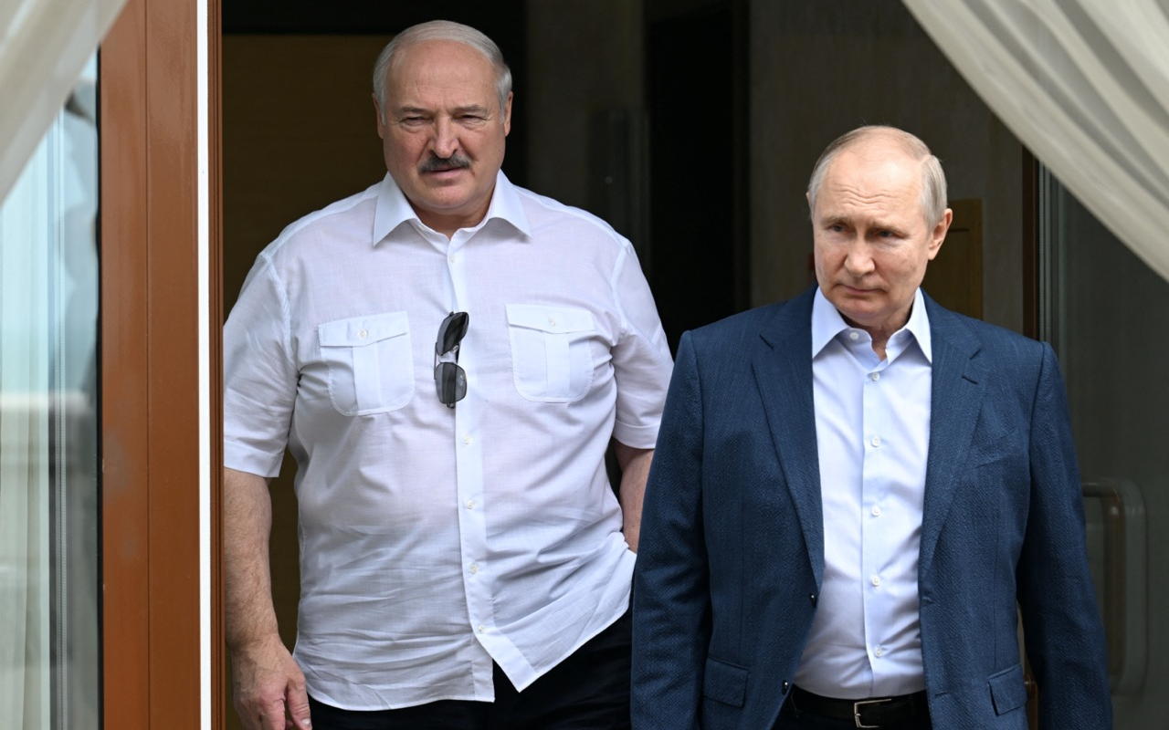 Belarus nhận bom hạt nhân từ Nga 