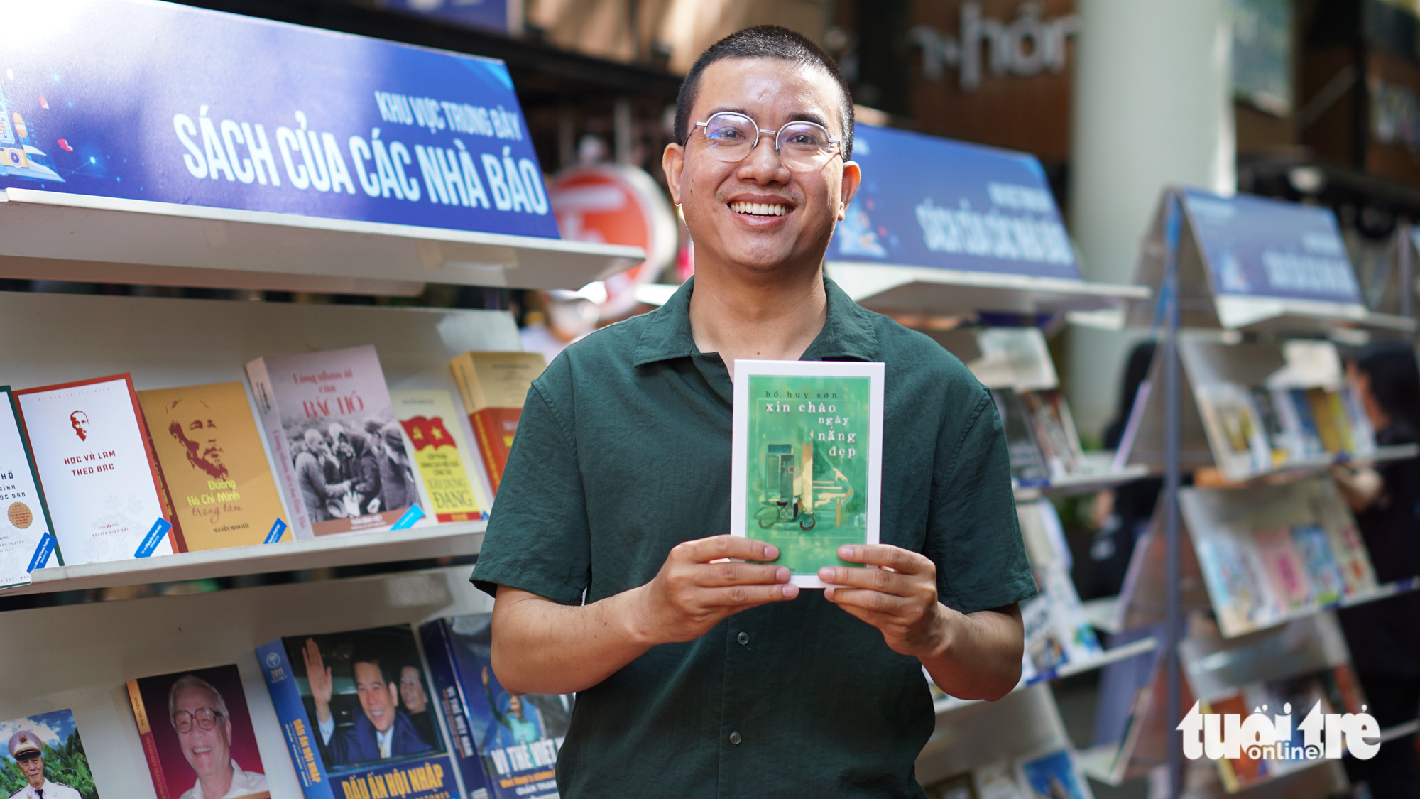 Tác giả Hồ Huy Sơn đã có 14 tác phẩm được xuất bản - Ảnh: TRẦN MẶC
