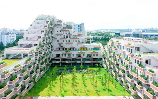Bị phạt vì tuyển sinh vượt chỉ tiêu: các trường nói gì?