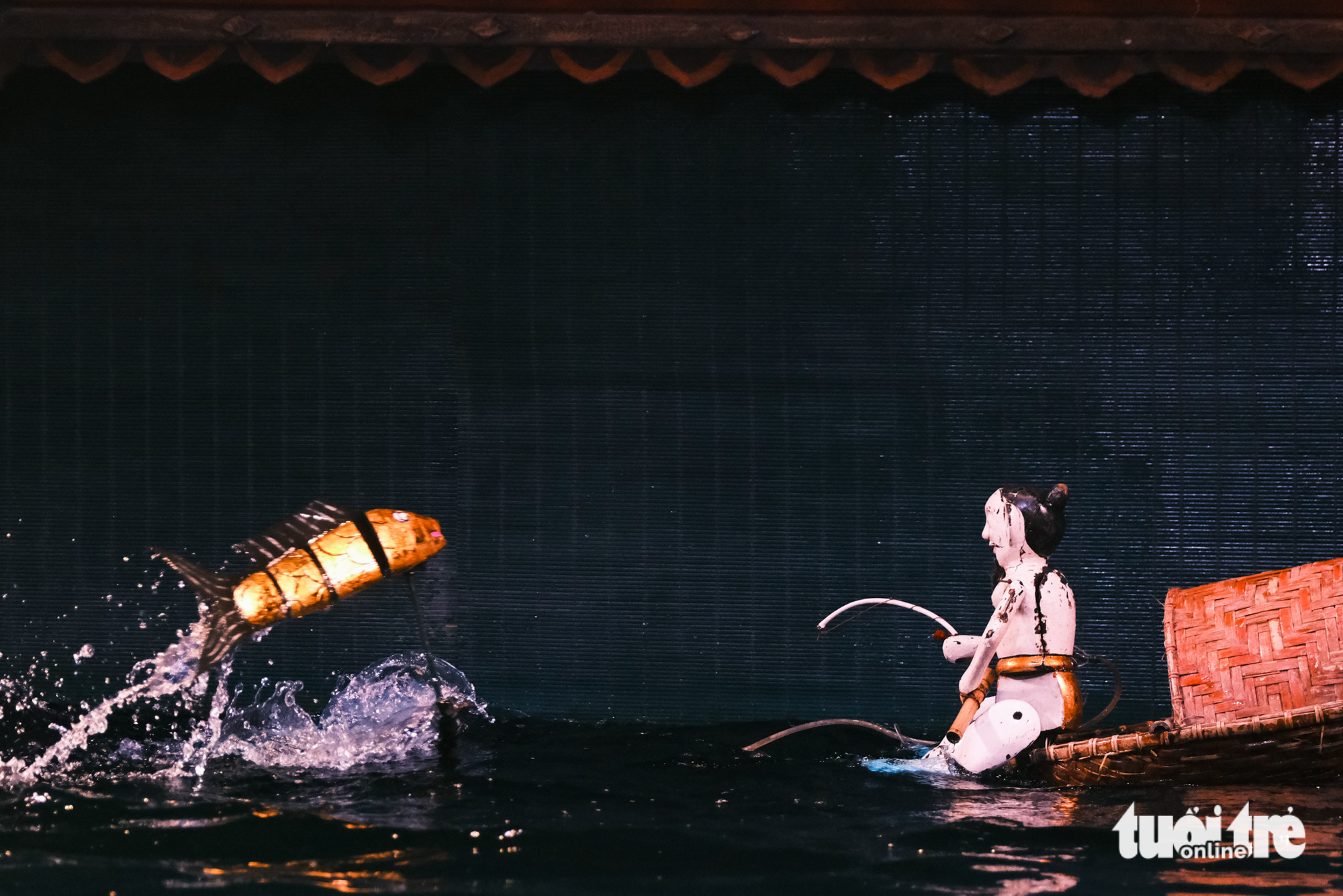 Múa rối nước là đặc sản văn hóa ở Hà Nội với khách nước ngoài - Ảnh 6.