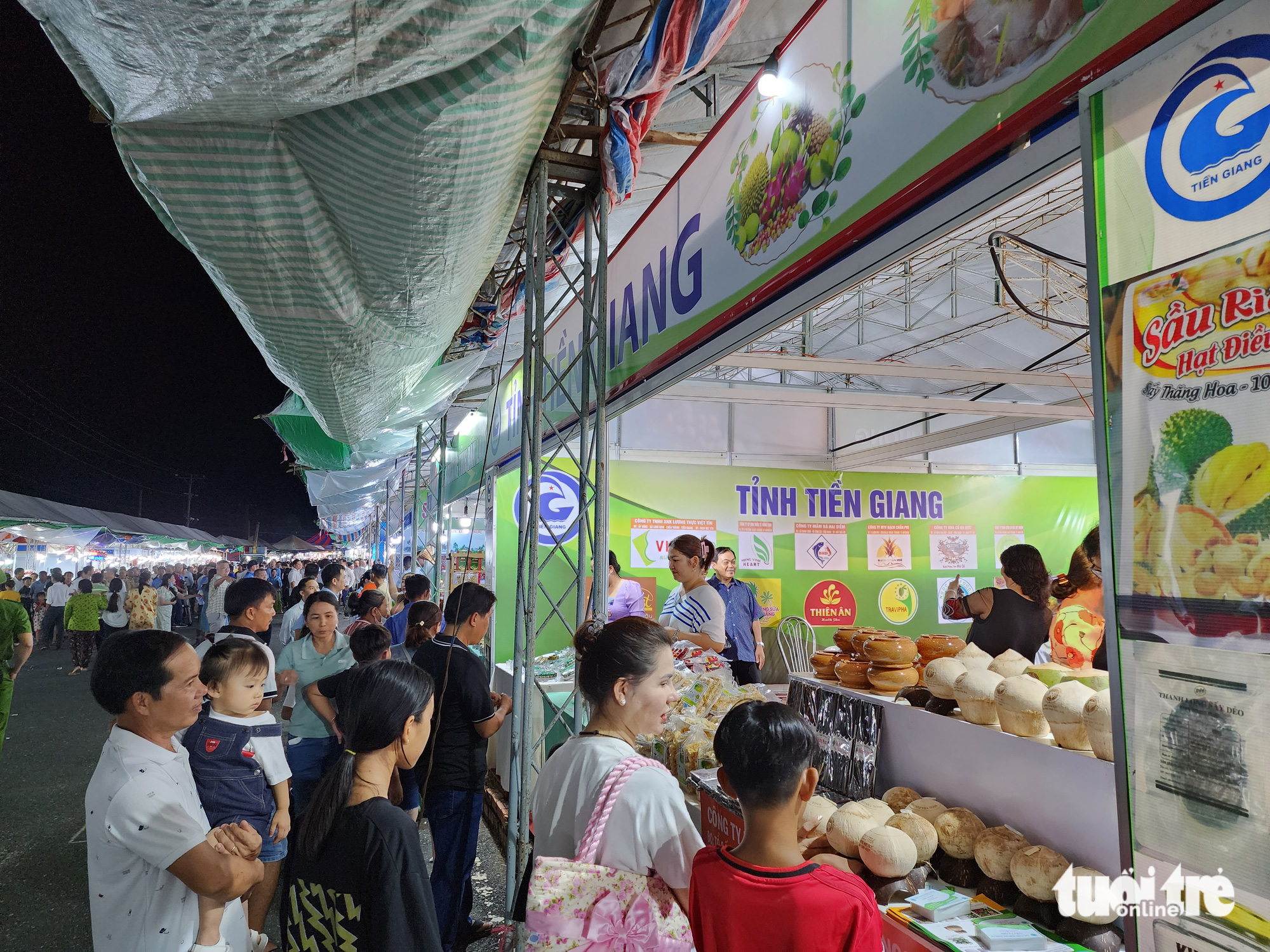 400 gian hàng Việt và Campuchia tại Hội chợ công thương vùng ĐBSCL năm 2023 - Ảnh 4.