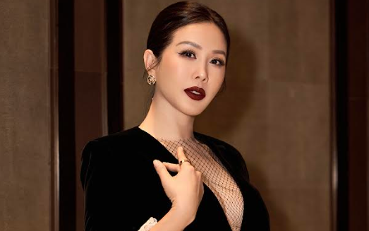Hoa hậu Thu Hoài trở lại sàn diễn thời trang