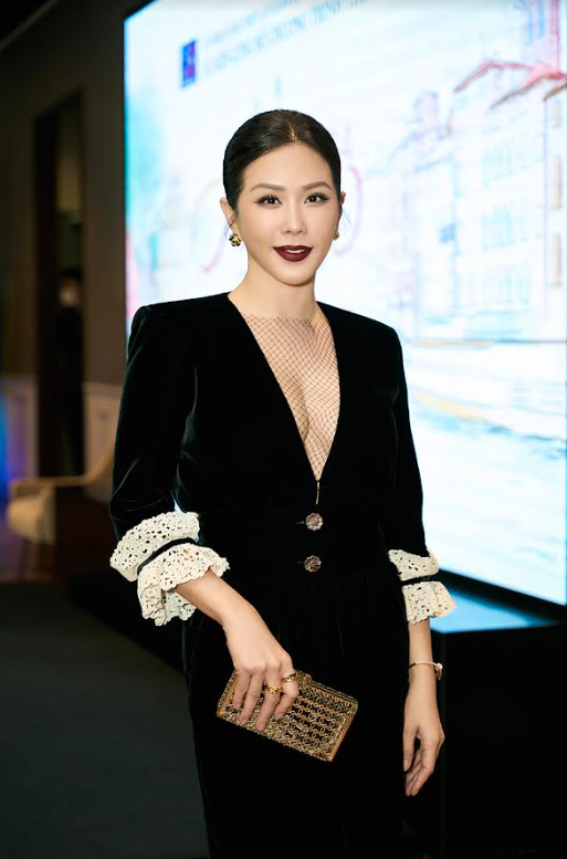 Hoa hậu Thu Hoài trở lại sàn diễn thời trang - Ảnh 2.