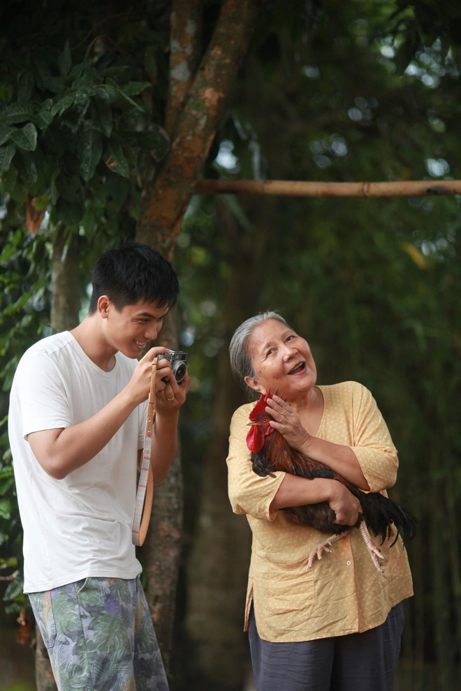 &quot;Thưa mẹ con đi&quot; của Trịnh Đình Lê Minh không phải phim hài, nhưng cũng có những tình tiết hài nhẹ nhàng, ý nghĩa - Ảnh: ĐPCC
