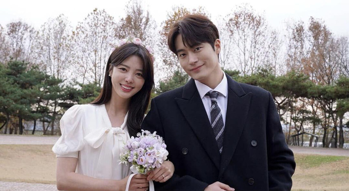 Tin vui có con, kết hôn của Cha Seo Won hứng đá chỉ vì đóng phim... boy love - Ảnh 1. Tin vui có con, kết hôn của Cha Seo Won hứng đá chỉ vì đóng phim... boy love - Ảnh 1.