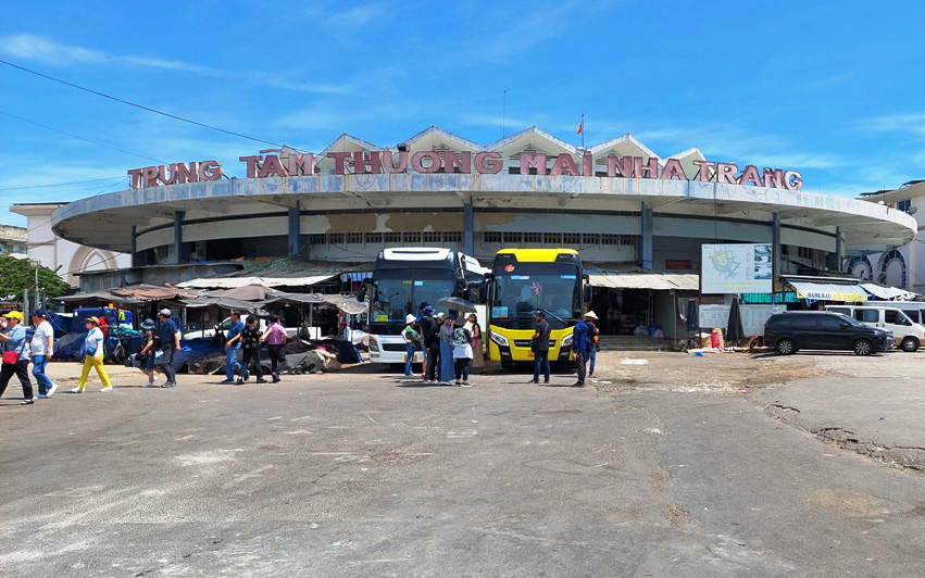 “Đại tá dỏm” mạo nhận “chuyên viên cao cấp” điều tra vụ chợ Đầm tròn Nha Trang