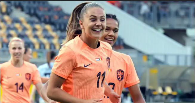 Tuyển nữ Hà Lan bị các cổ động viên chủ nhà New Zealand "tẩy chay" vì cười nhạo haka trước giờ khởi tranh World Cup 2023 - Ảnh: GETTY IMAGES