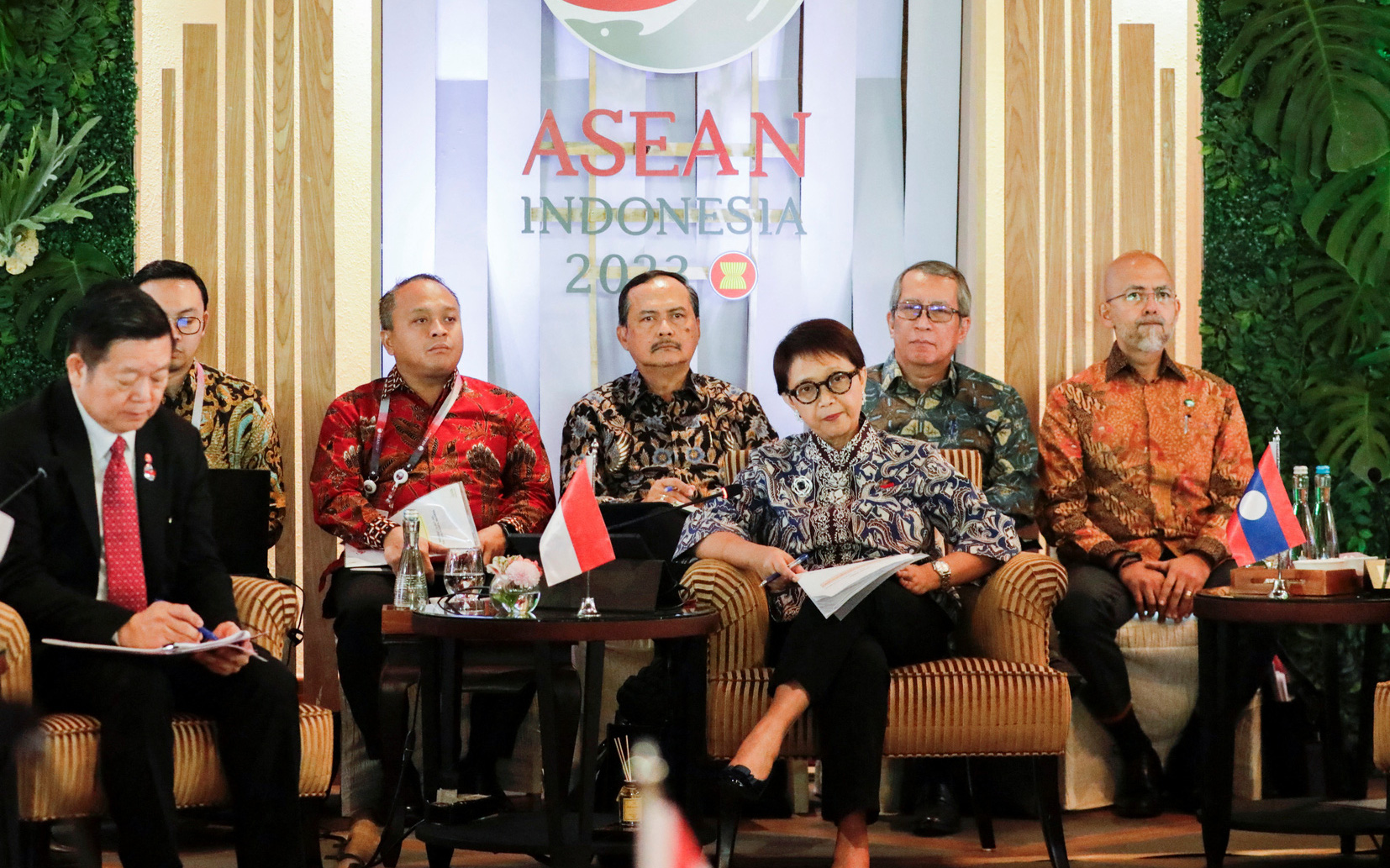 Các ngoại trưởng ASEAN nhấn mạnh thượng tôn pháp luật ở Biển Đông