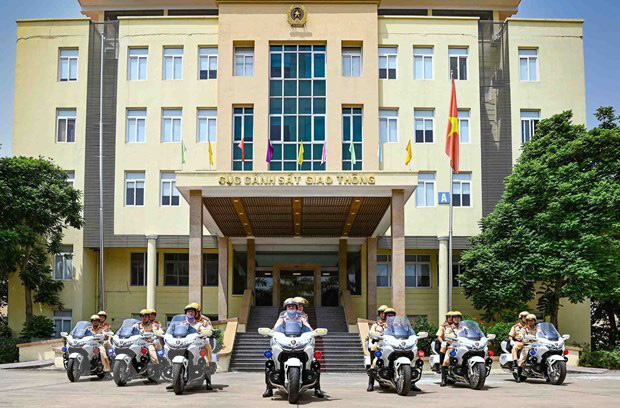30 siêu mô tô được cấp phát cho cảnh sát giao thông của 11 tỉnh, thành sẵn sàng đón, dẫn đoàn lãnh đạo Đảng, Nhà nước và khách quốc tế - Ảnh: TTXVN