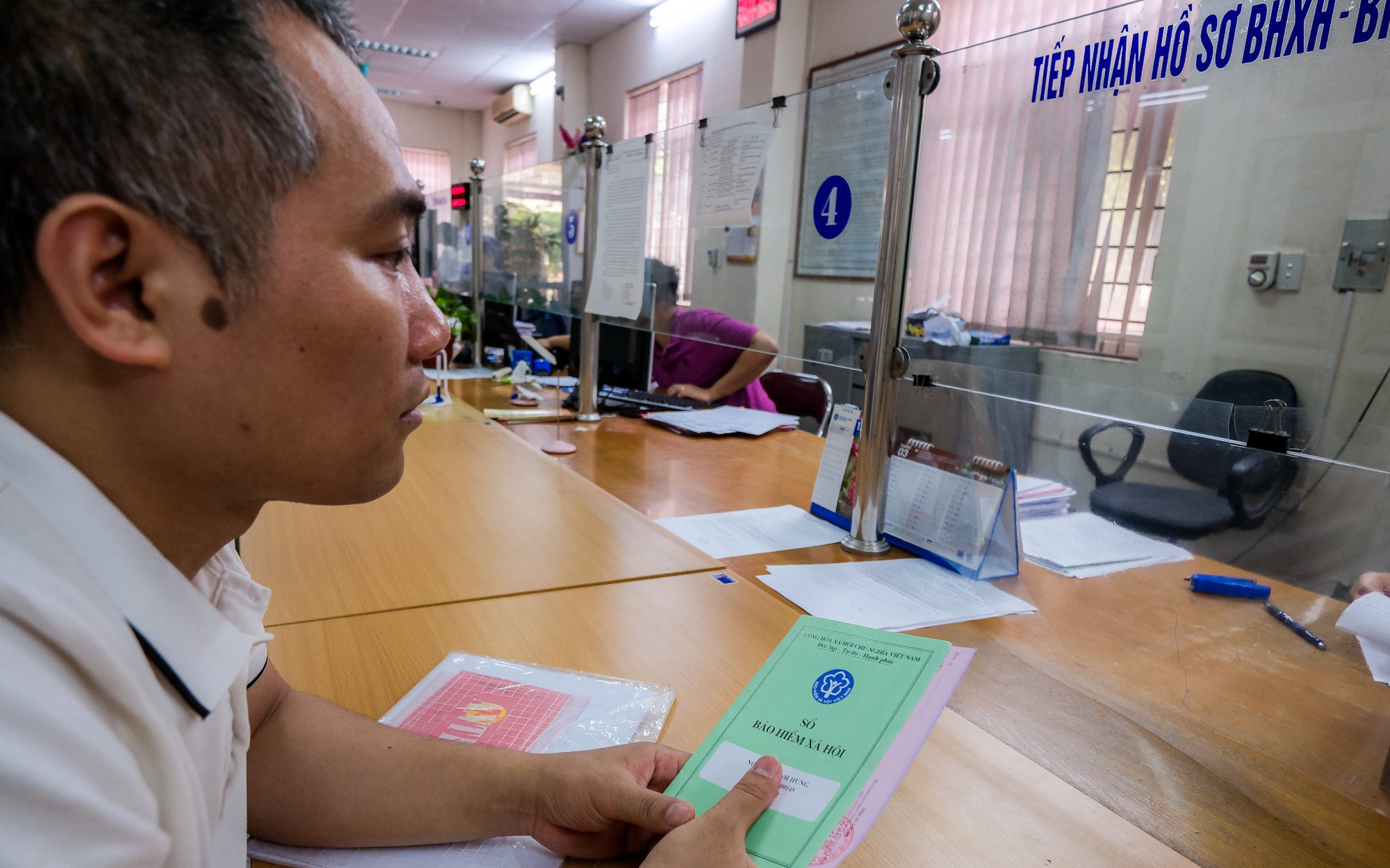 Bảo hiểm xã hội Việt Nam sẽ trả lương hưu, trợ cấp từ 14-8