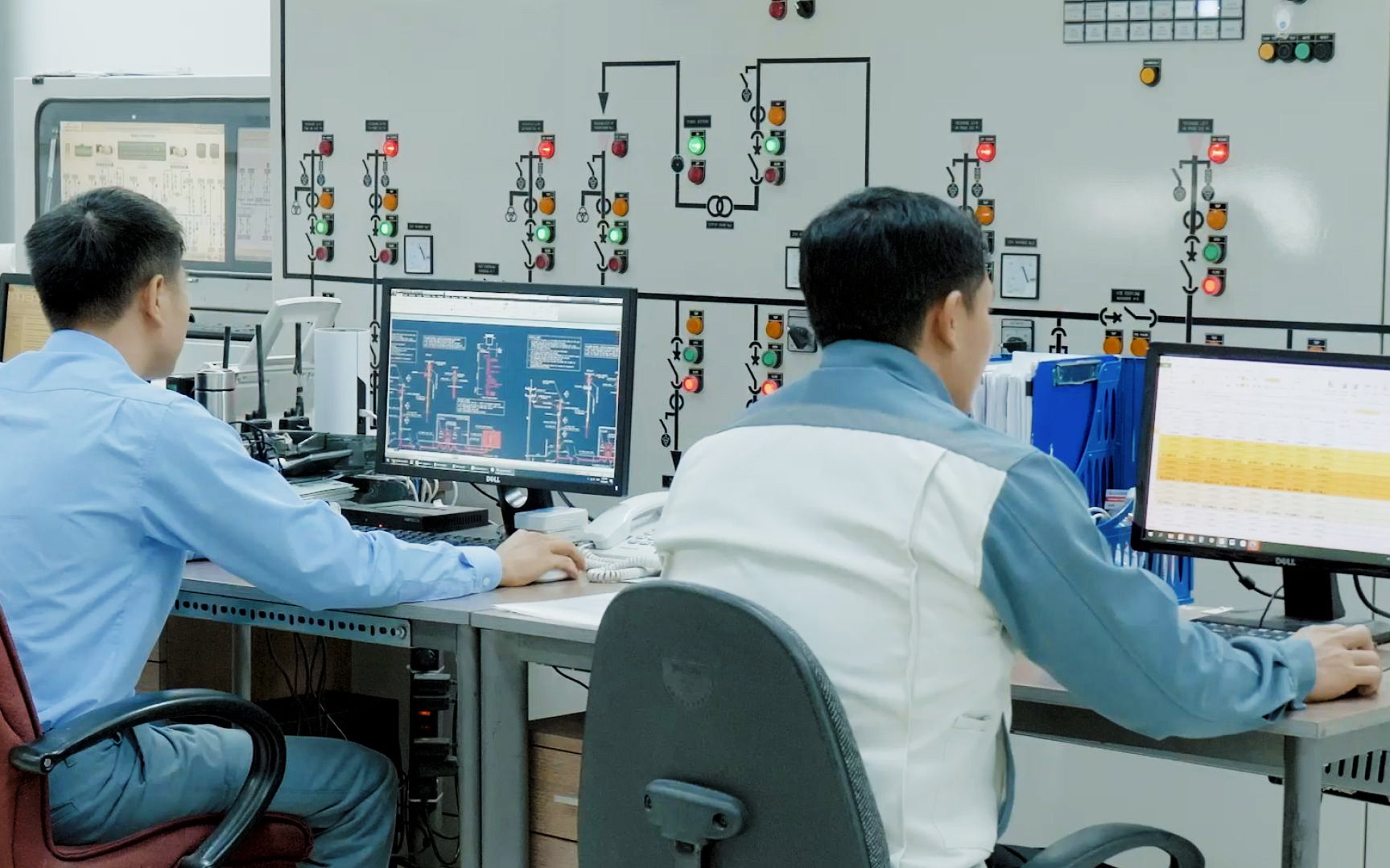 Quy hoạch chồng lấn, nhiều dự án điện ở Đồng Nai chậm tiến độ- Ảnh 2. Gần 1000 doanh nghiệp ở Đồng Nai tham gia điều chỉnh phụ tải điện